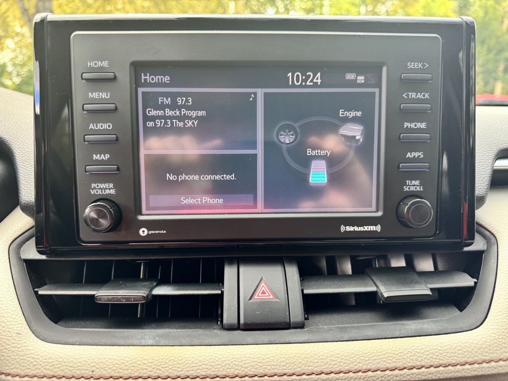 2020 Toyota RAV4 Hybrid XLE photo 24