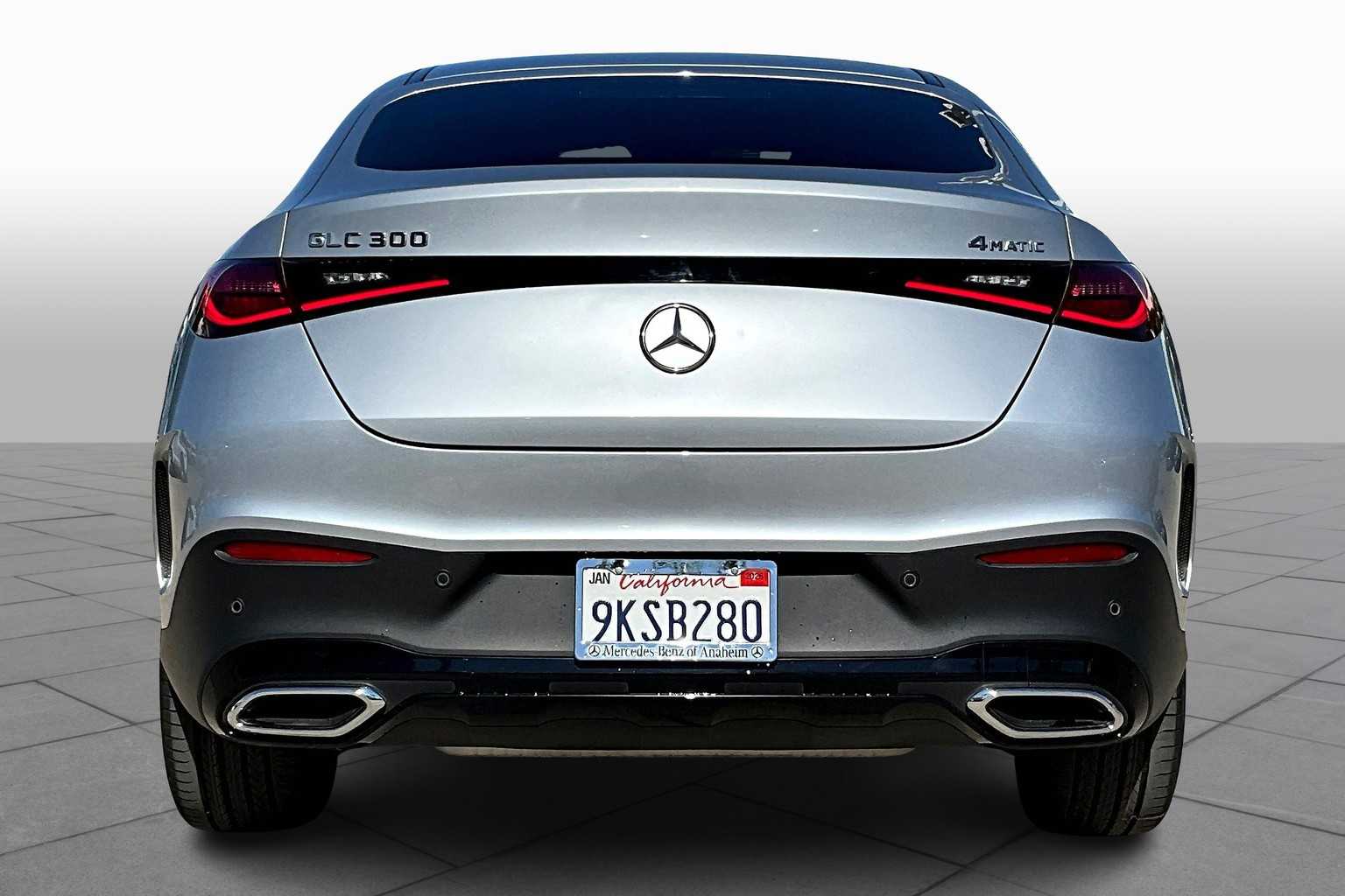 2024 Mercedes Benz GLC 300 4MATIC photo 4