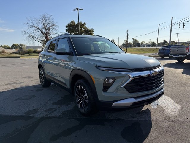 2026 Chevrolet Trailblazer LT photo 3