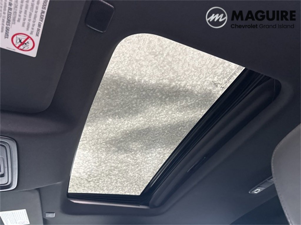 2022 Chevrolet Silverado 2500HD High Country photo 2