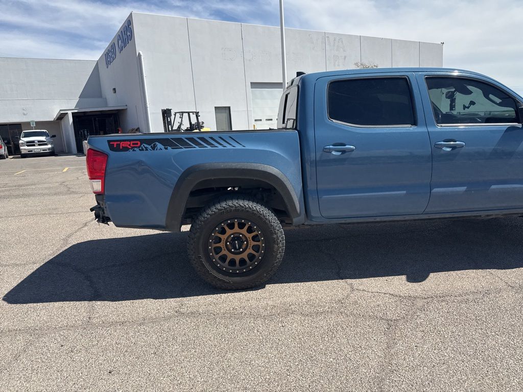 2019 Toyota Tacoma TRD Off-Road V6 Double Cab photo 23
