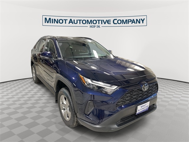 2025 Toyota RAV4 XLE's photo