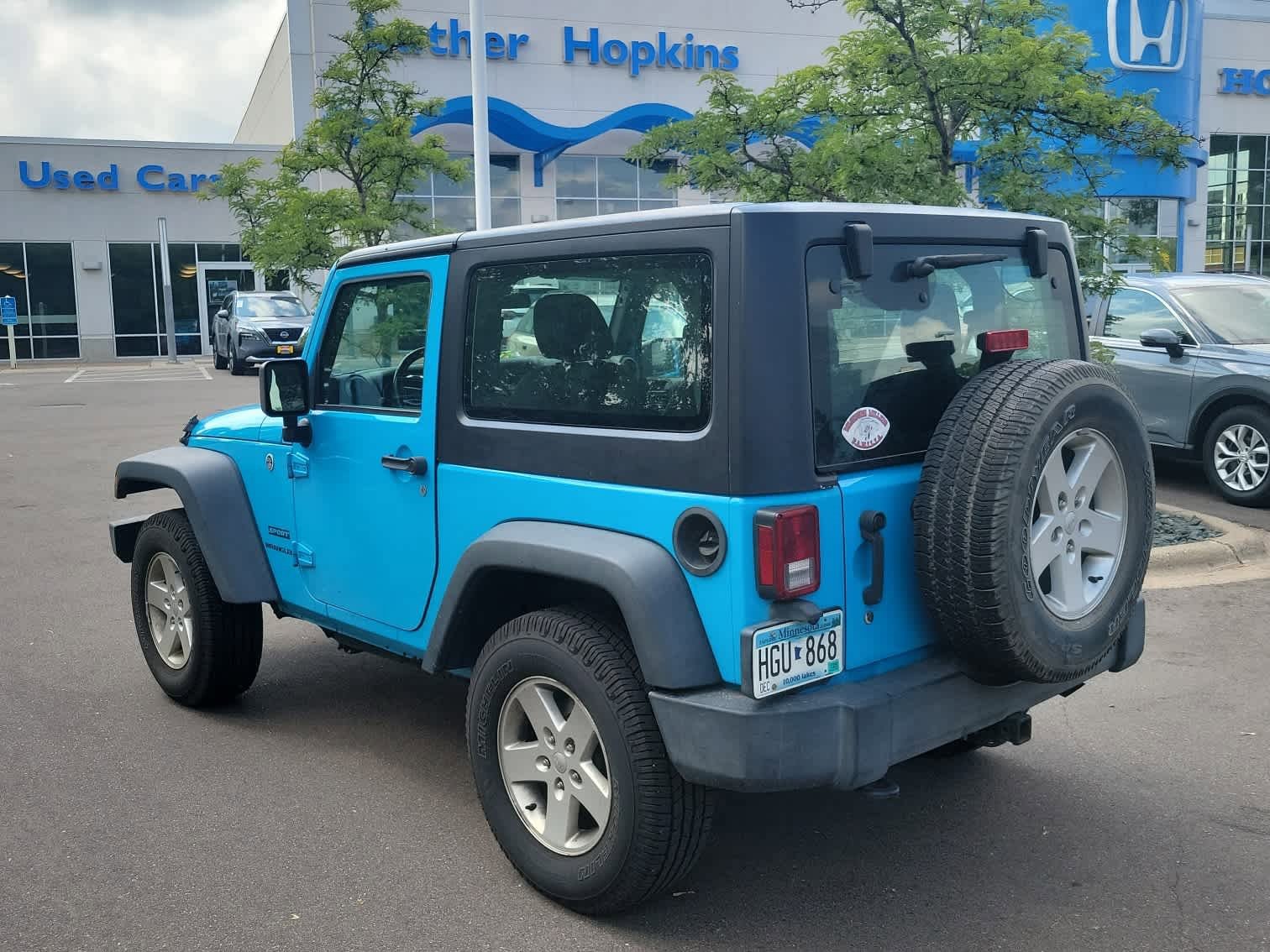2017 Jeep Wrangler Sport photo 3