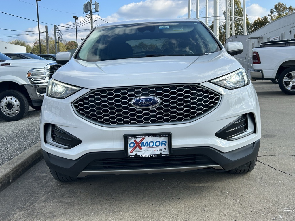 2023 Ford Edge SEL photo 3