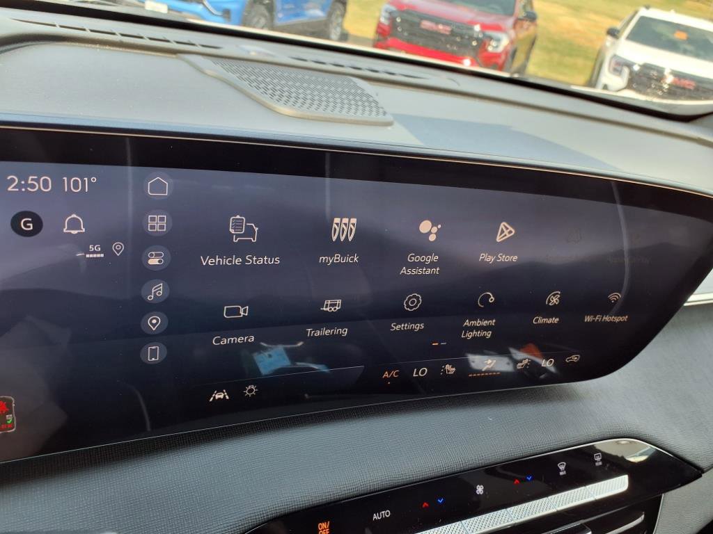 2026 Buick Enclave Preferred photo 2