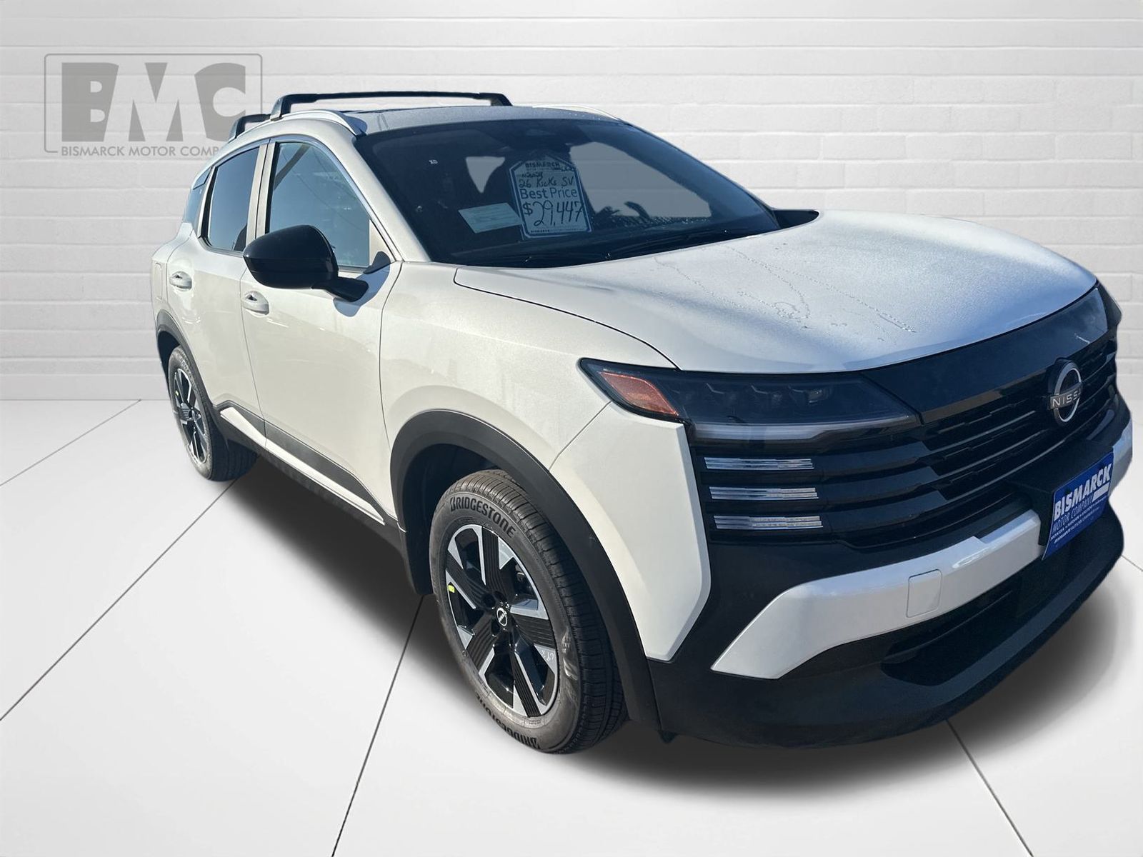 2026 Nissan Kicks SV photo 3