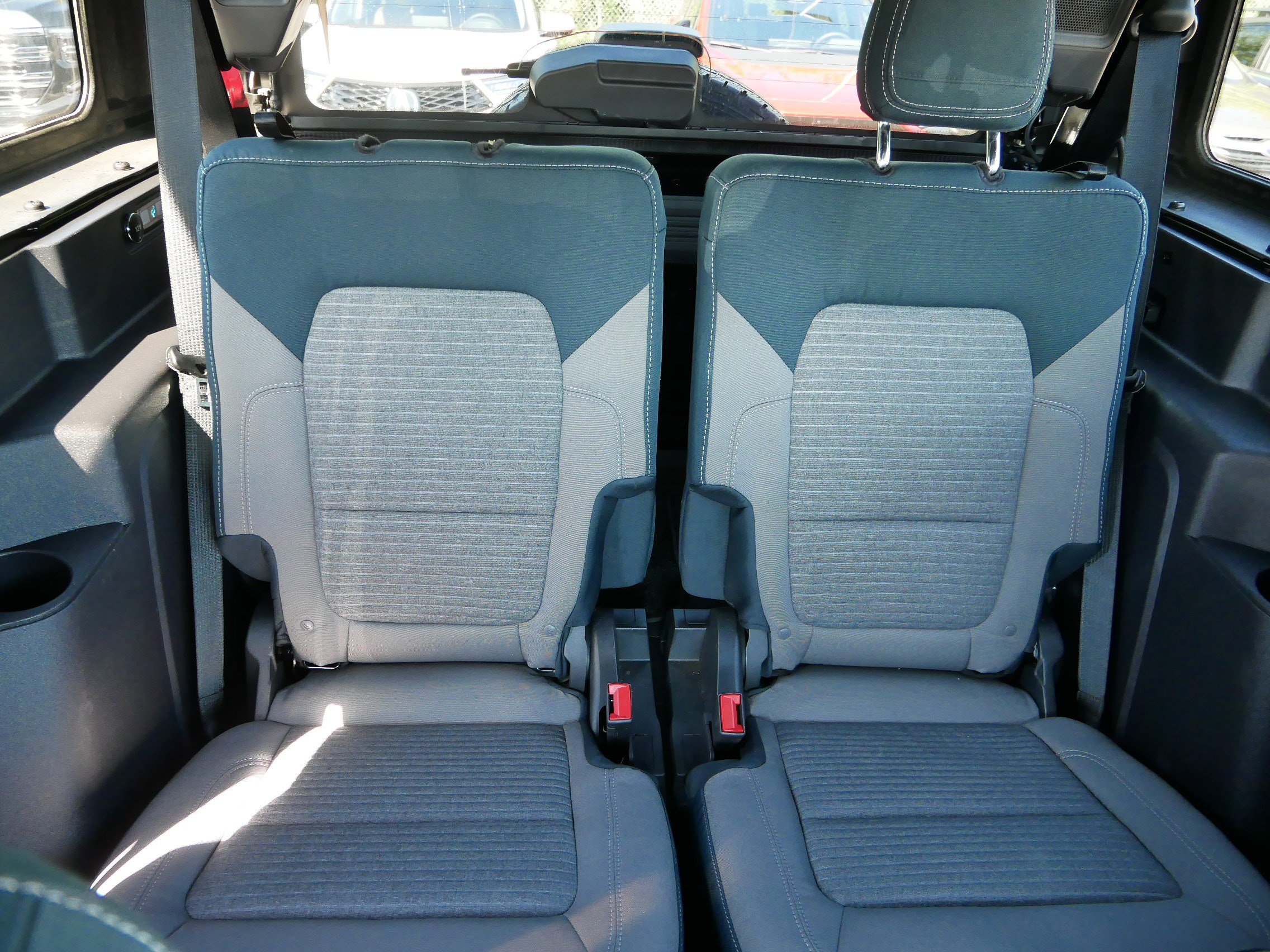 2022 Ford Bronco Outer Banks photo 13
