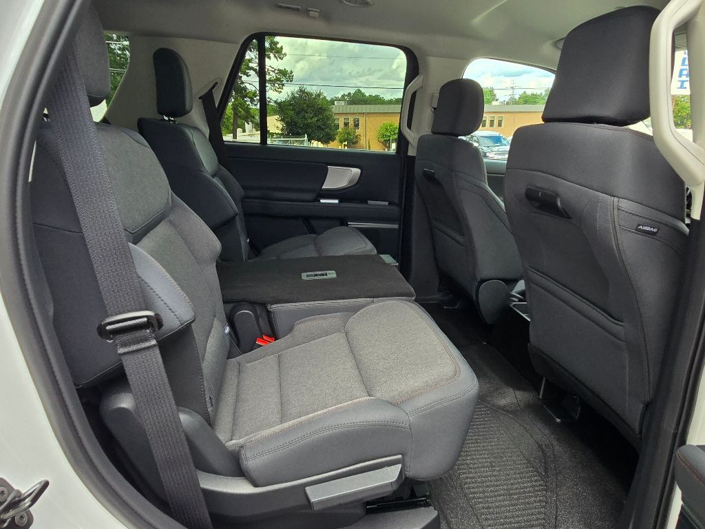 2025 Ford Expedition XL photo 9