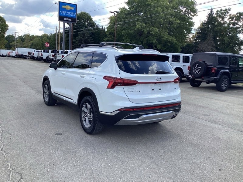 2022 Hyundai Santa Fe SEL photo 5