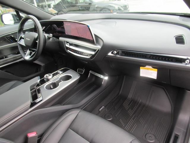 2026 Cadillac Lyriq photo 12