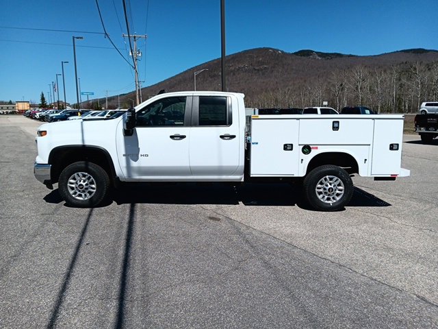2025 Chevrolet Silverado 2500HD photo 4