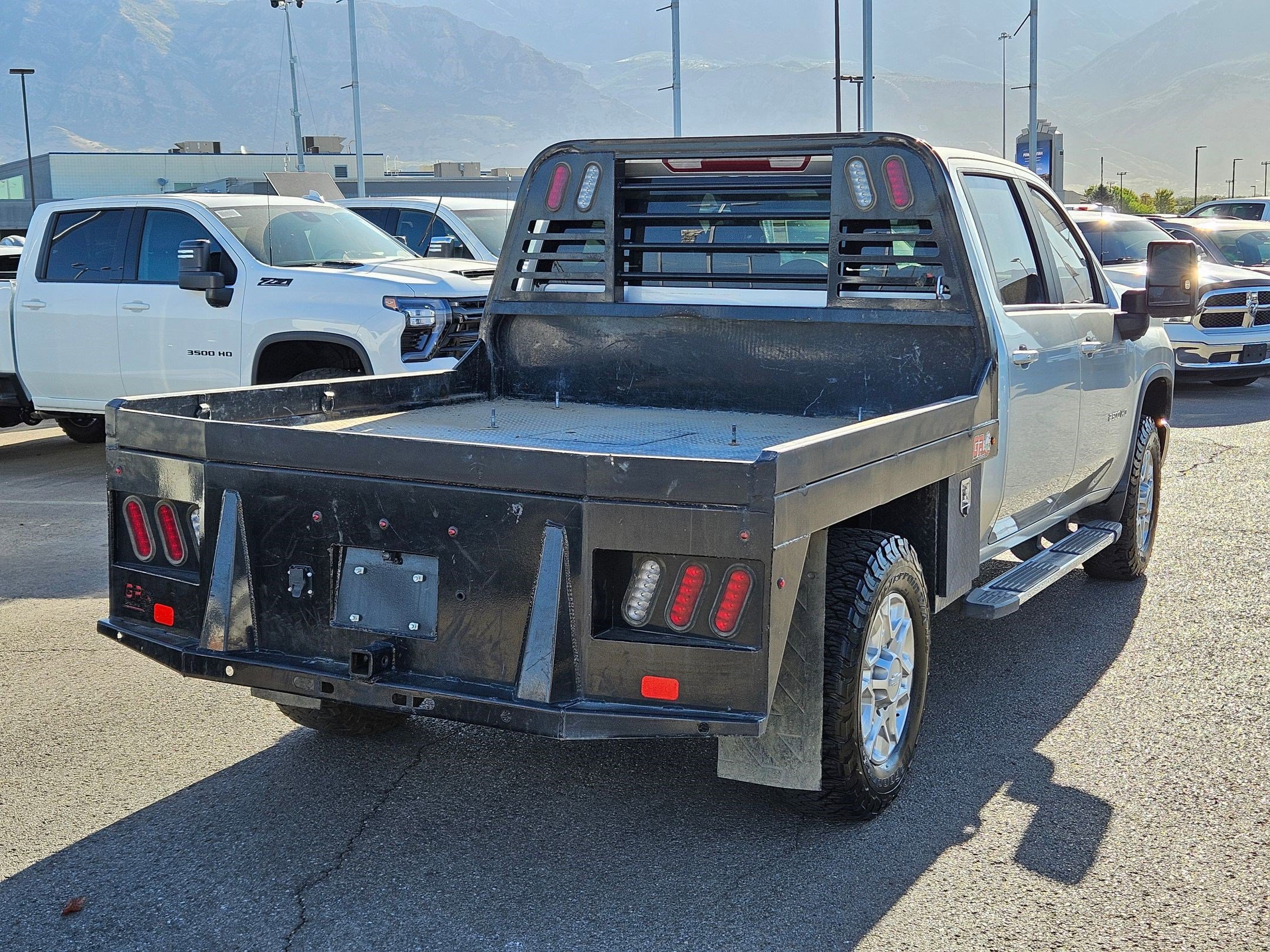 2020 Chevrolet Silverado 2500HD LT photo 2