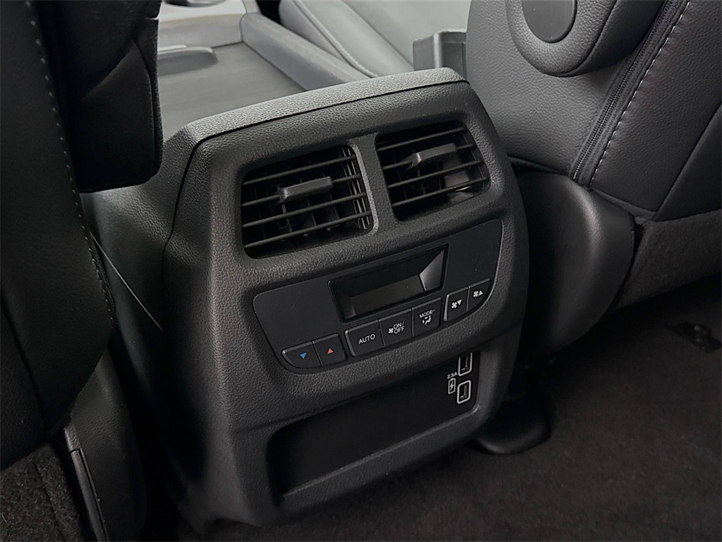 2021 Honda Pilot Special Edition photo 23