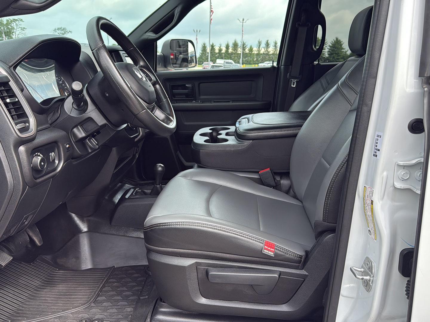 2022 Ram 2500 Tradesman photo 5