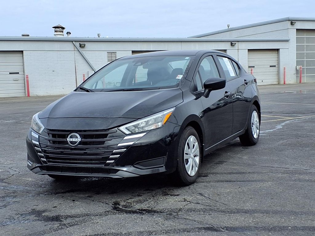 Used 2025 Nissan Versa Sedan S with VIN 3N1CN8DVXSL812465 for sale in Kansas City