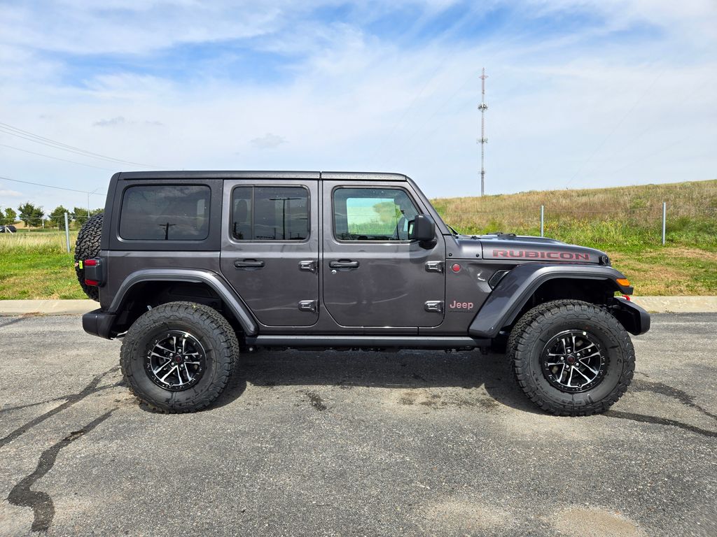 2025 Jeep Wrangler Rubicon photo 3