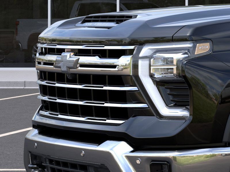 2025 Chevrolet Silverado 2500HD LTZ photo 12