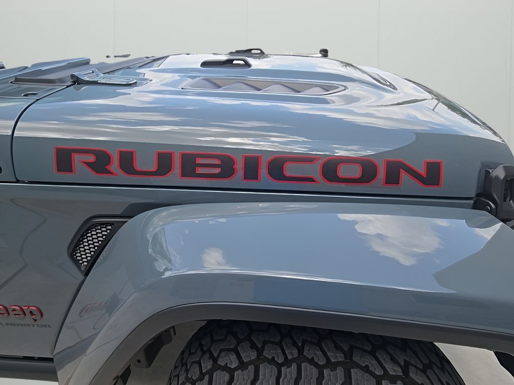 2025 Jeep Gladiator Rubicon photo 18
