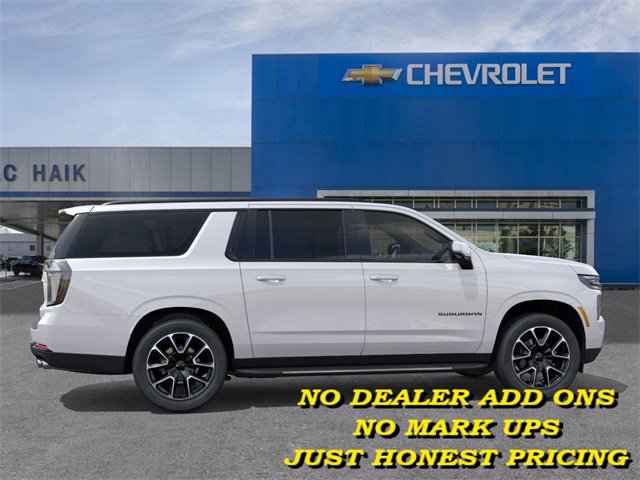 2025 Chevrolet Suburban RST photo 4