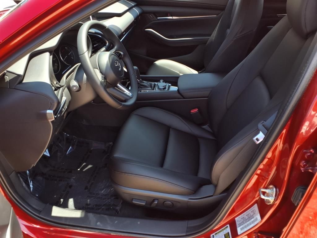 2025 Mazda Mazda3 Sedan 2.5 s Preferred photo 14