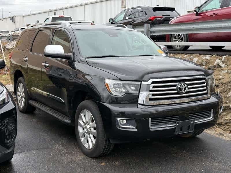2018 Toyota Sequoia Platinum's photo