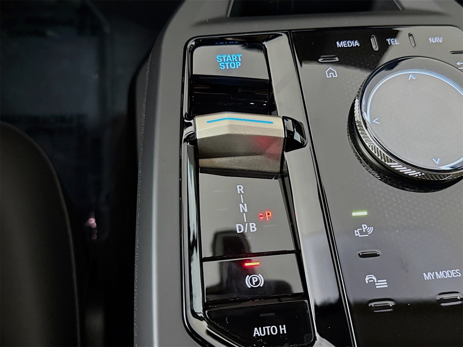2026 Bmw iX photo 16