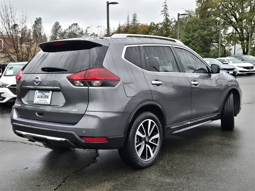 2020 Nissan Rogue SL photo 2
