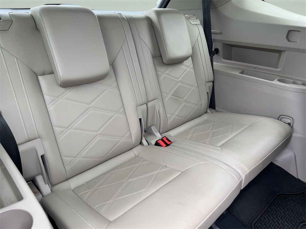 2024 Volkswagen Atlas SE Technology photo 16