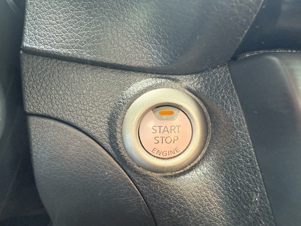 2019 Nissan Sentra SV photo 16