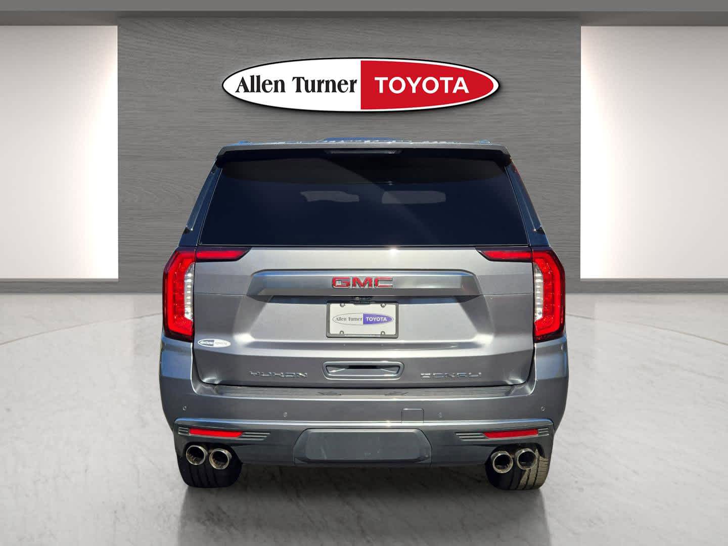 2021 Gmc Yukon Denali photo 3