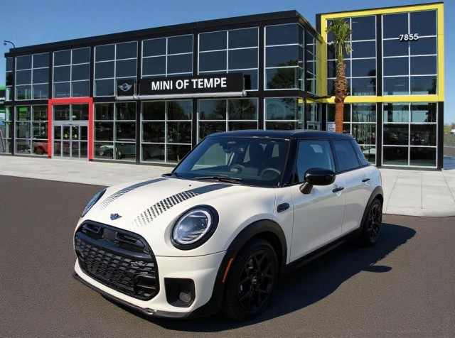 2026 MINI Hardtop 4 Door S's photo