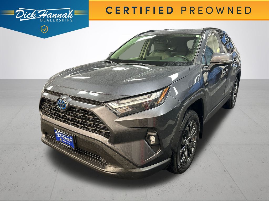 2024 Toyota RAV4 XLE Premium's photo