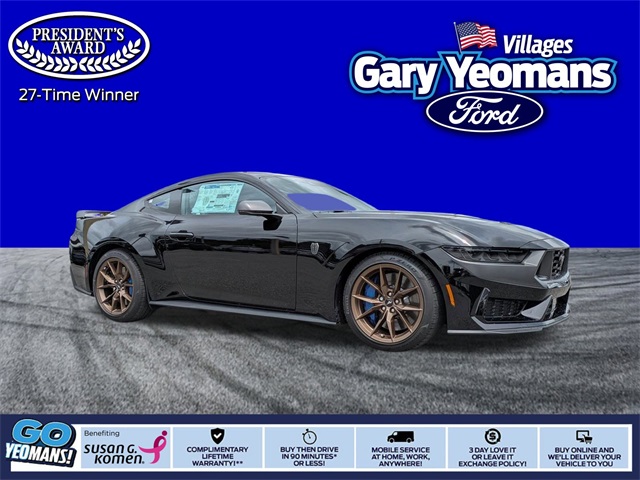 2025 Ford Mustang Dark Horse's photo