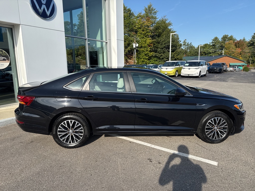 2019 Volkswagen Jetta SEL photo 8