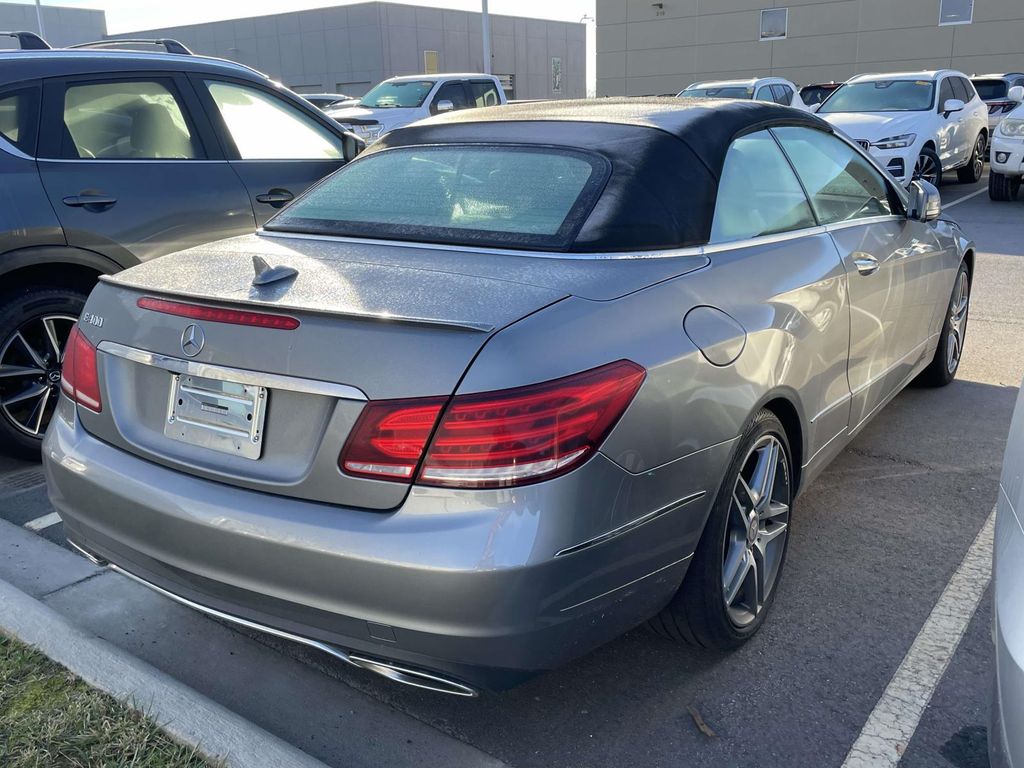 2015 Mercedes Benz E 400 photo 4