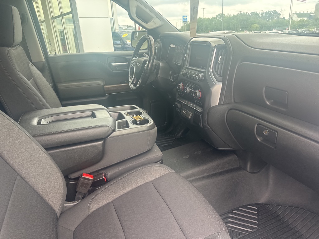 2020 Chevrolet Silverado 1500 RST photo 19