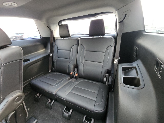 2023 Gmc Acadia SLT photo 17