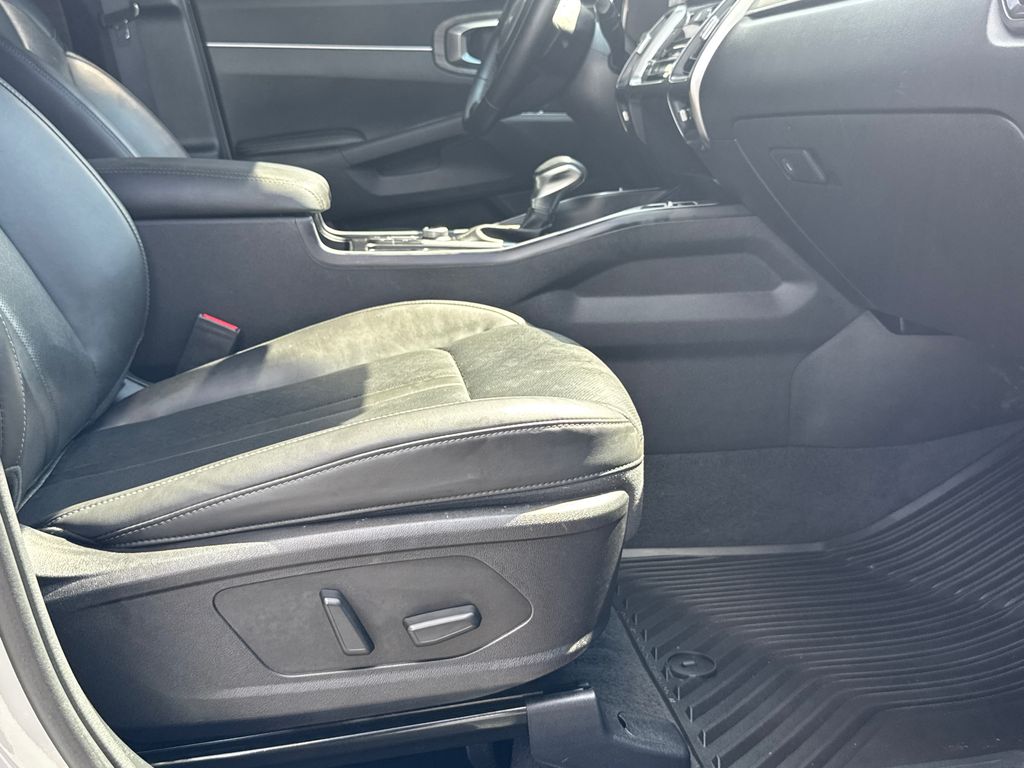 2023 Kia Sorento X-Line EX photo 12