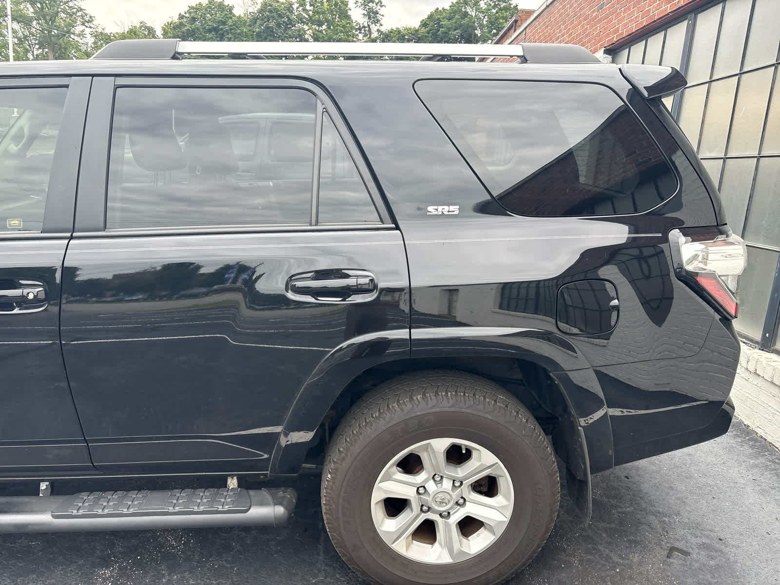 2021 Toyota 4Runner SR5 Premium photo 4