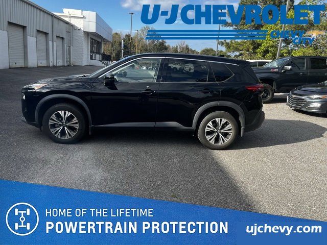 2021 Nissan Rogue SV's photo