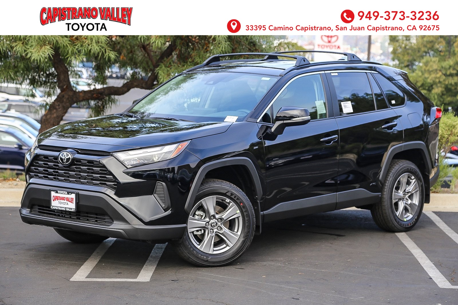 2025 Toyota RAV4 LE's photo