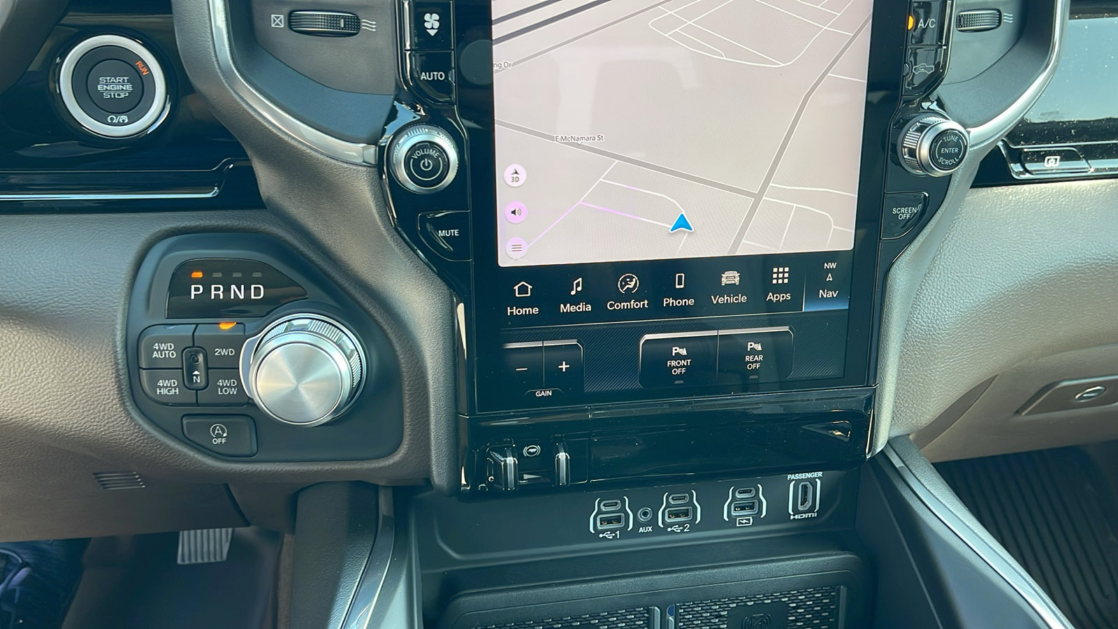 2025 Ram 1500 Laramie photo 21