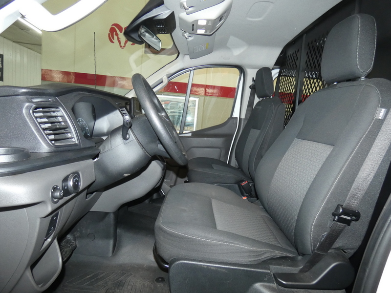 2022 Ford Transit Cargo Van photo 6