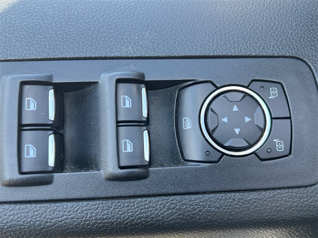 2017 Ford F-150 XLT photo 13