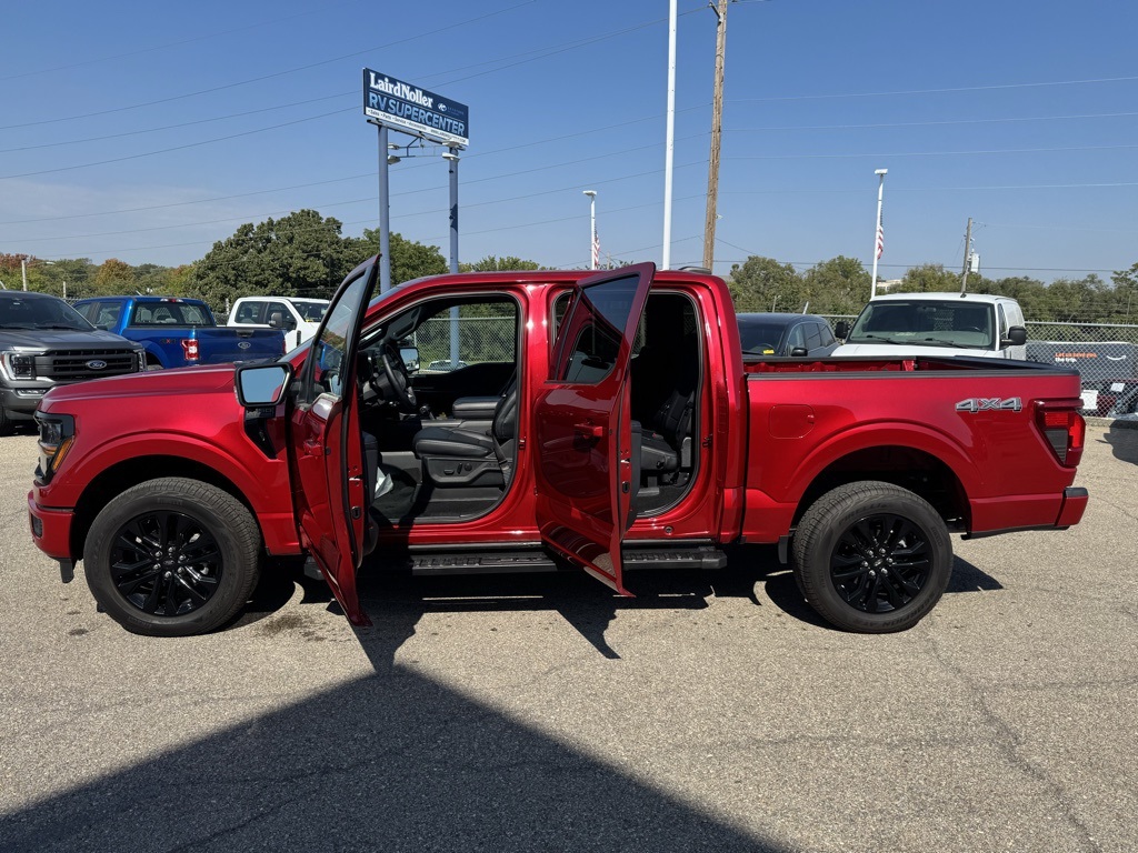 2024 Ford F-150 XLT photo 3