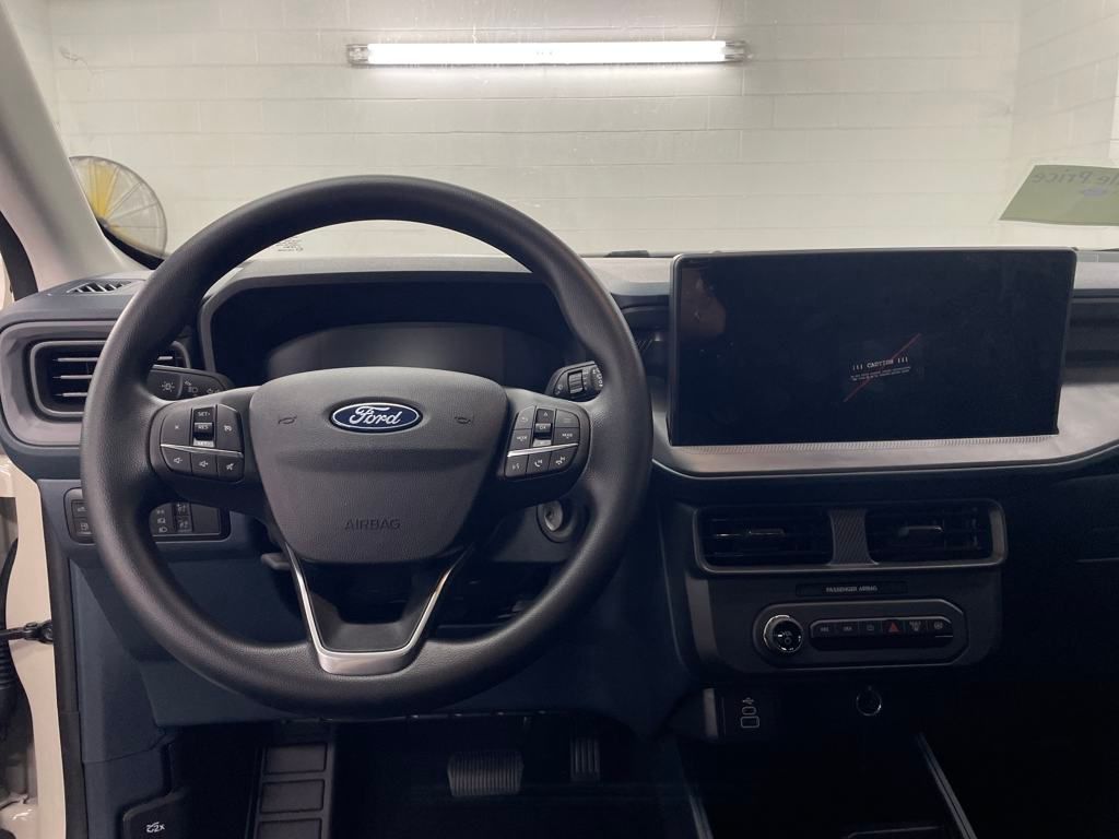 2025 Ford Maverick XL photo 4