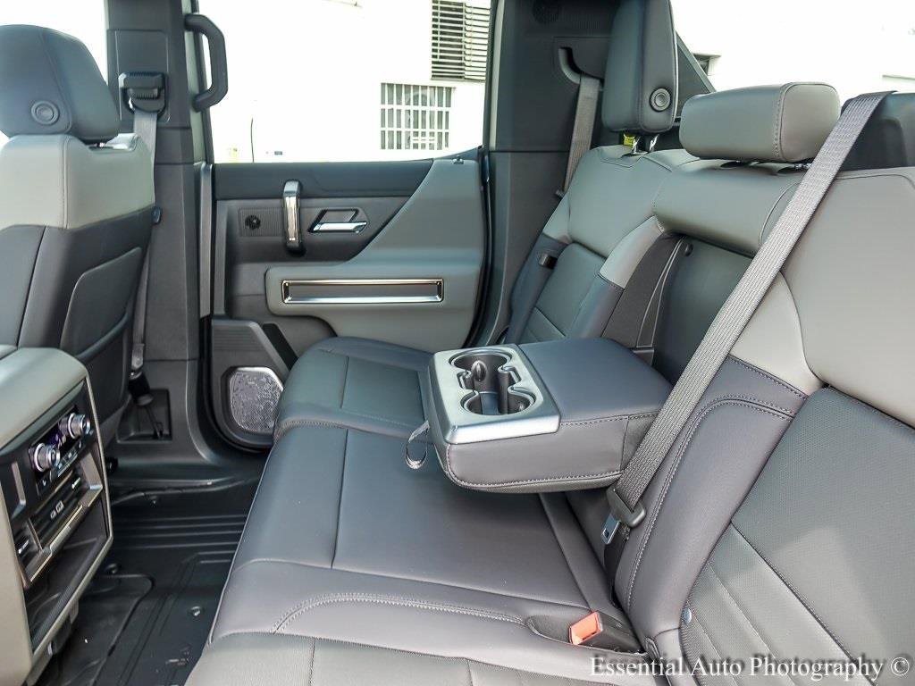 2025 GMC HUMMER EV PICKUP - Image 12