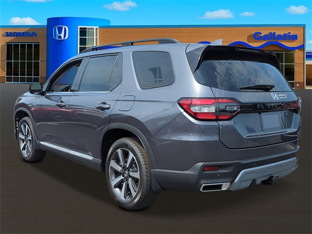 2025 Honda Pilot Touring photo 3