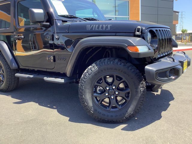 2021 Jeep Wrangler Willys photo 3
