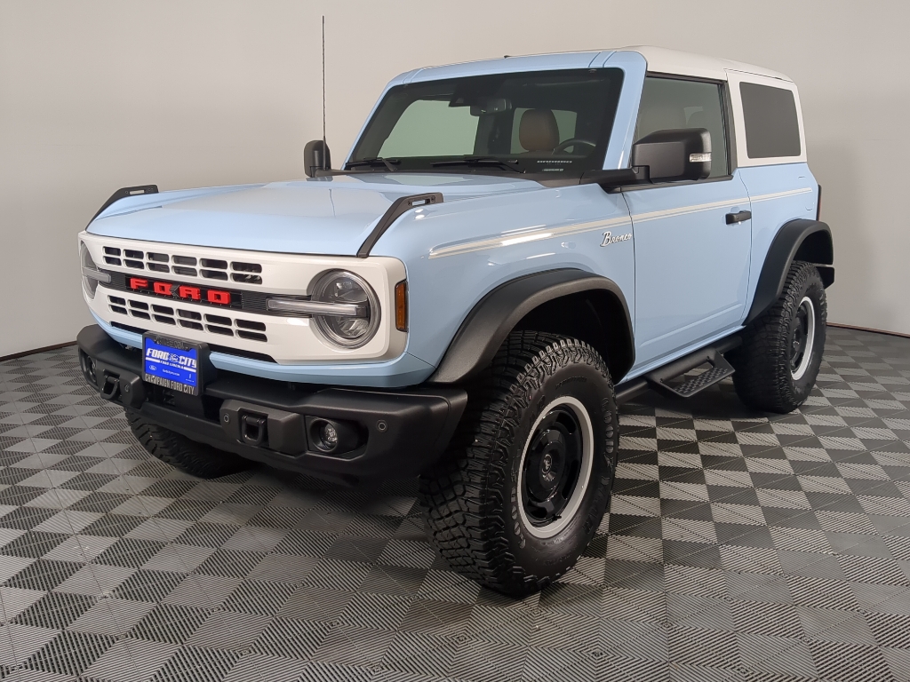 2024 Ford Bronco Heritage Limited First Edition photo 3